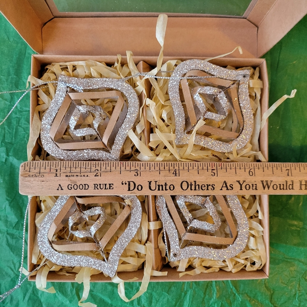 West Elm Kraft & Glitter Snowflake Ornaments (4) in Nested Box ~ VGUC